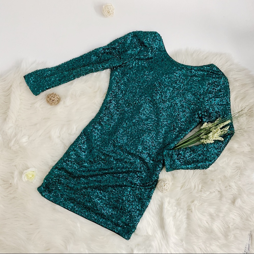 DIVIDED BRAND SEQUIN DRESS SIZE 8